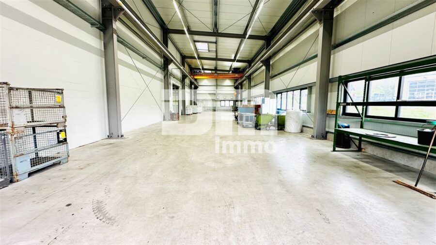 Produktions / Lagerkomplex inkl. Büros mit Anbau Verladehalle und Freiflächen - Anbau - Verladehalle